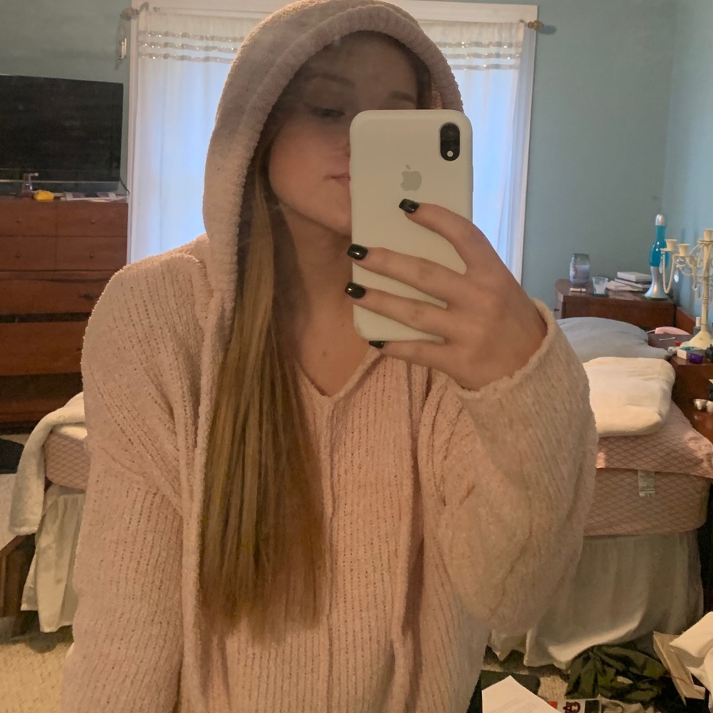 Pink sweater - Picture 2 of 3
